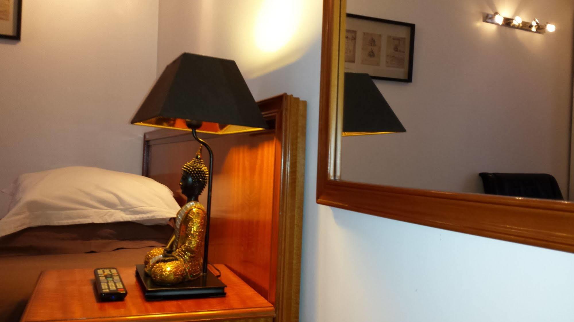 Residence Salvy Levallois-Perret Bagian luar foto